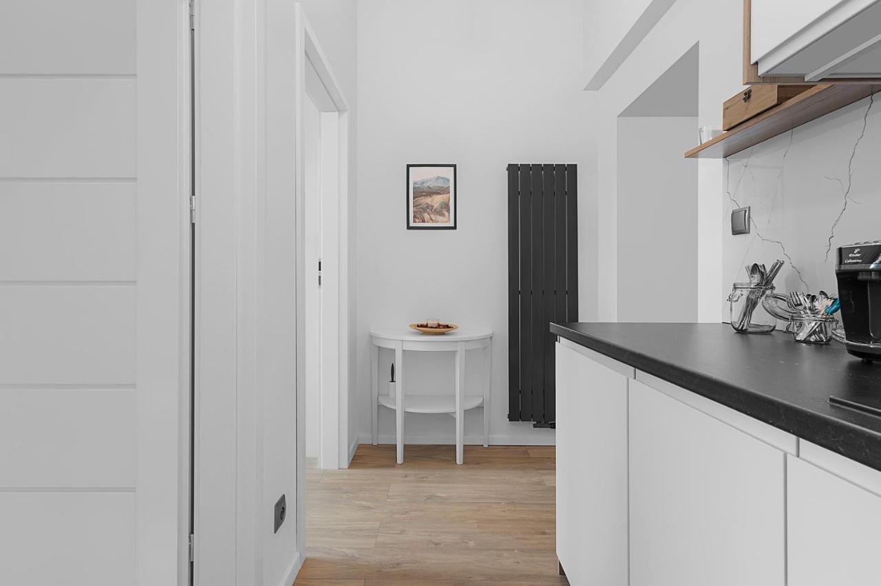 Right In The Heart Of Wroclaw Apartment Bagian luar foto
